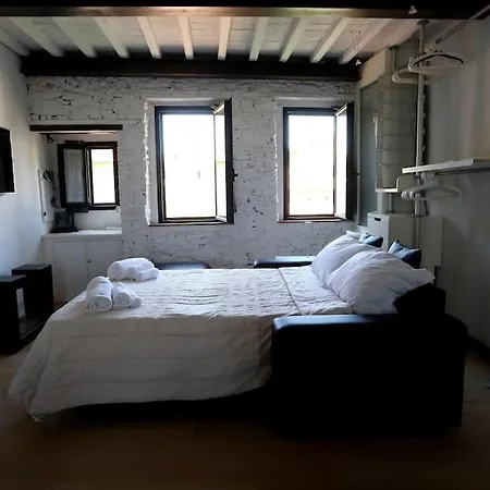 Loft Santa Chiara - Affitti Brevi Italia Apartment *
