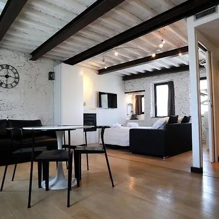 Loft Santa Chiara - Affitti Brevi Italia Apartment *