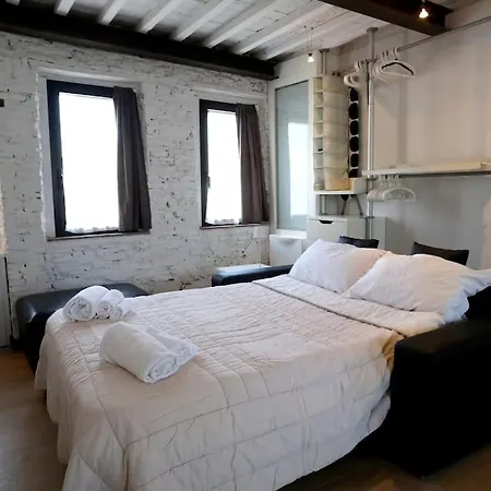 Loft Santa Chiara - Affitti Brevi Italia Apartment