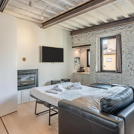 Apartment Loft Santa Chiara - Affitti Brevi Italia
