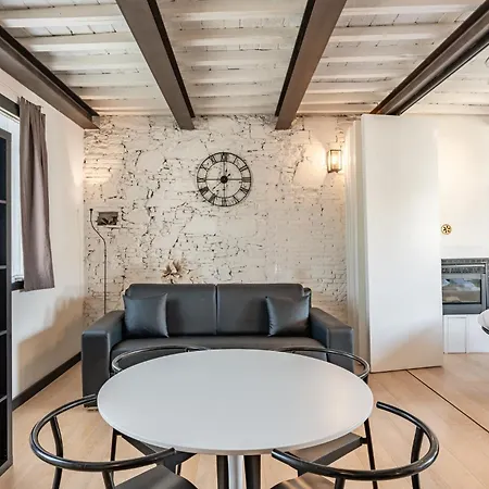 Apartment Loft Santa Chiara - Affitti Brevi Italia