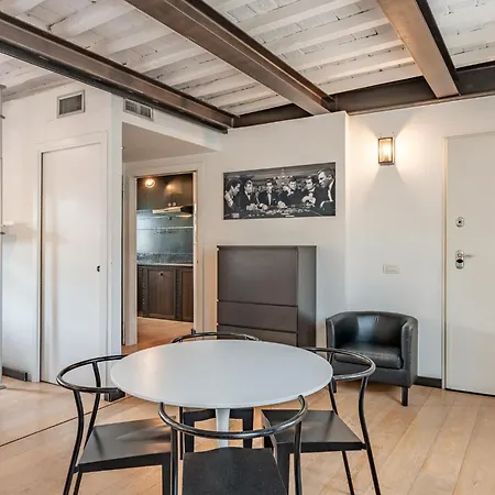 Loft Santa Chiara - Affitti Brevi Italia