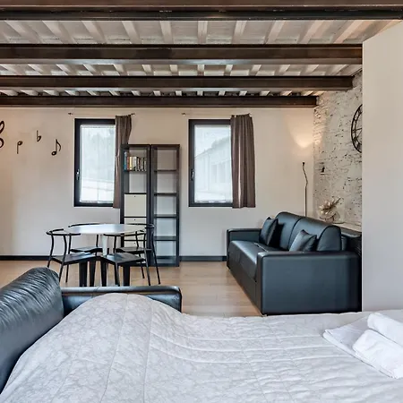 Loft Santa Chiara - Affitti Brevi Italia Lucca